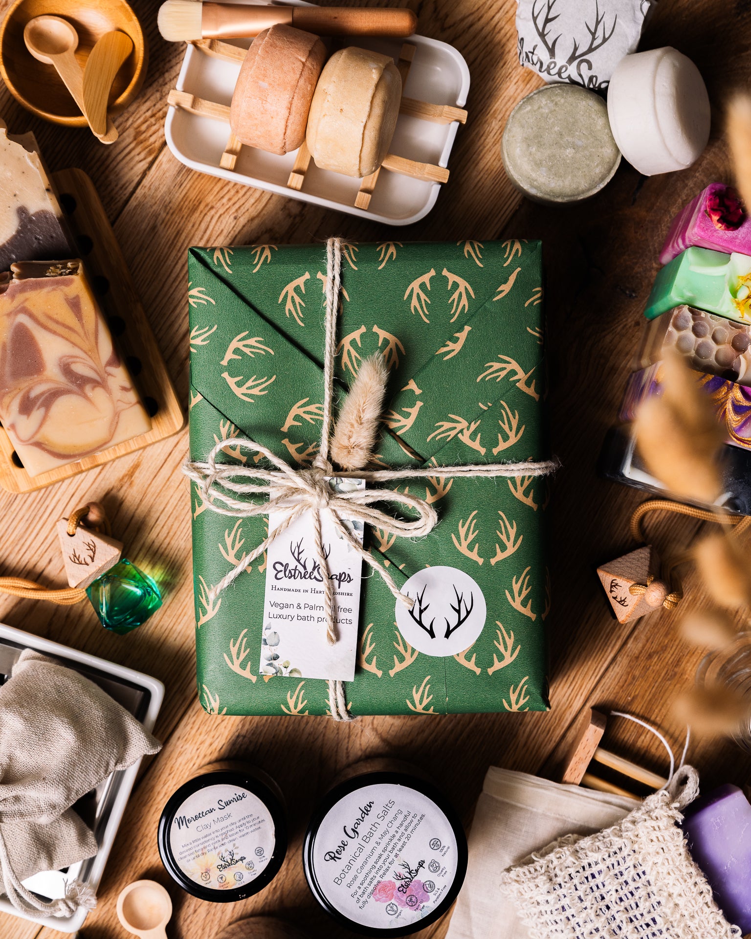 Accessory Gift Box with Soap & Soap Dish | Elstree Soaps