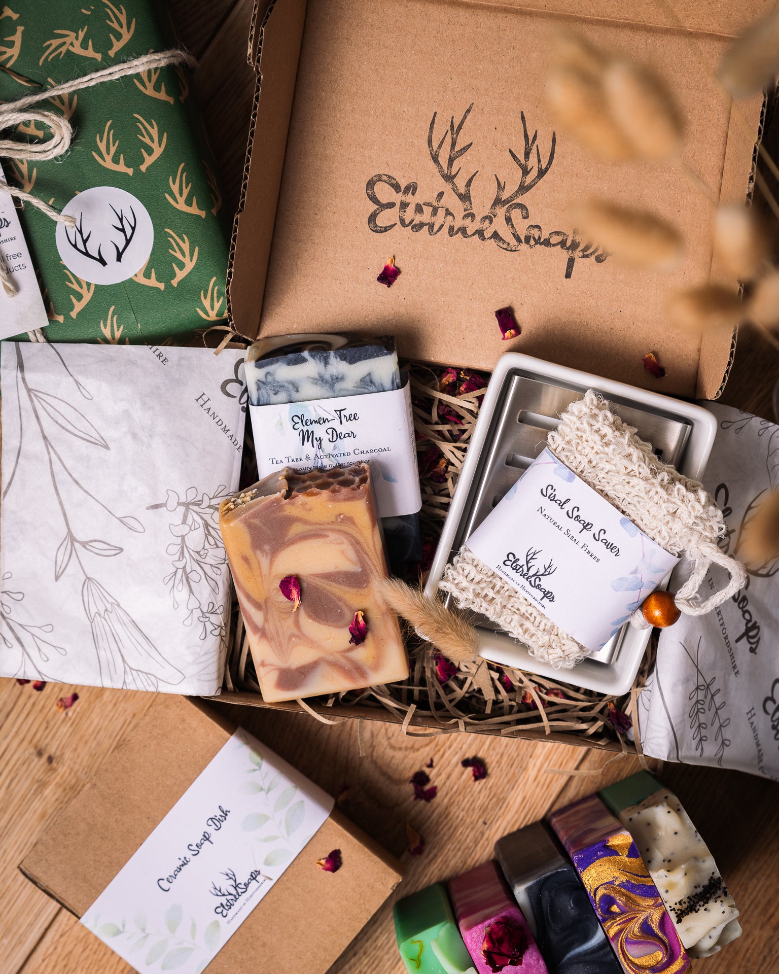 Accessory Gift Box with Soap & Soap Dish | Elstree Soaps